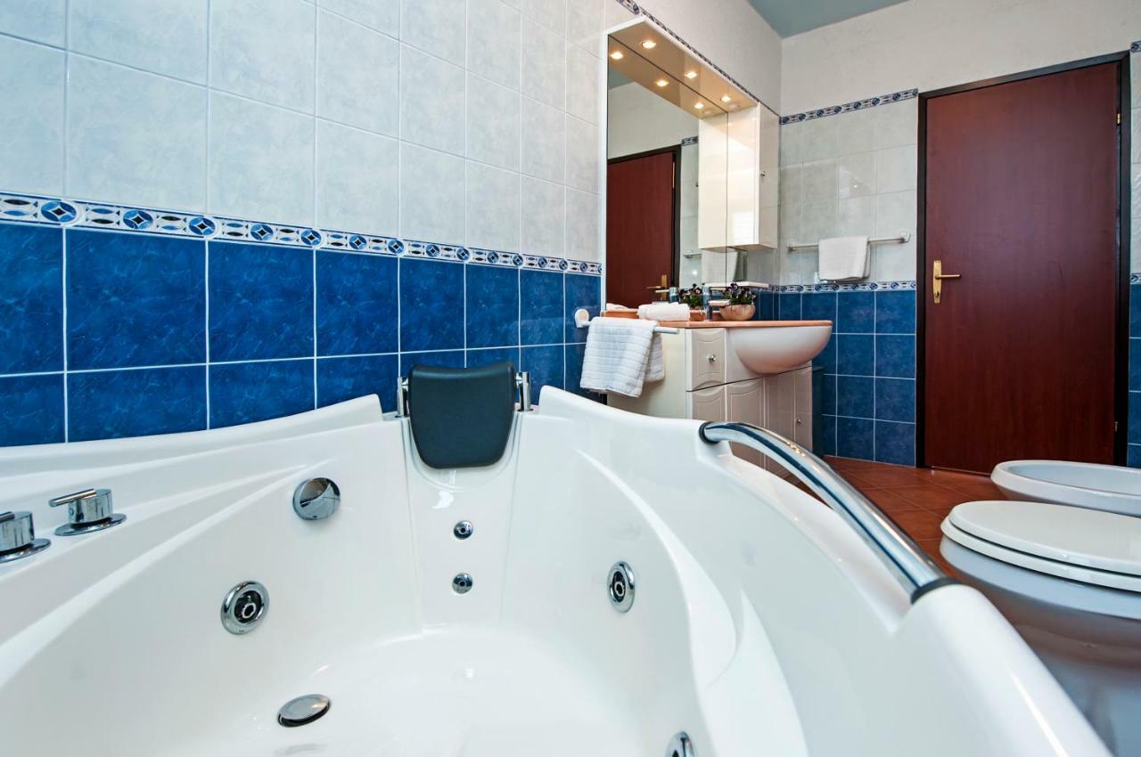 Apartment Bora Rovinj Eksteriør billede